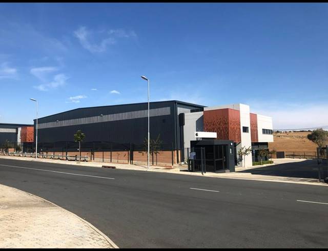 INDUSTRIAL PROPERTY TO RENT IN SAMRAND BUSINESS PARK